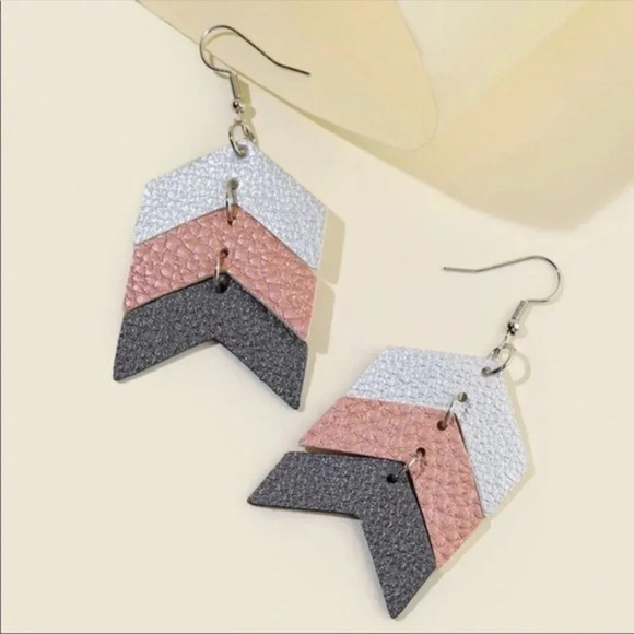 Boho Aztec Arrow Leather Earrings | Statement Drop Dangle Jewelry - Picture 1 of 2